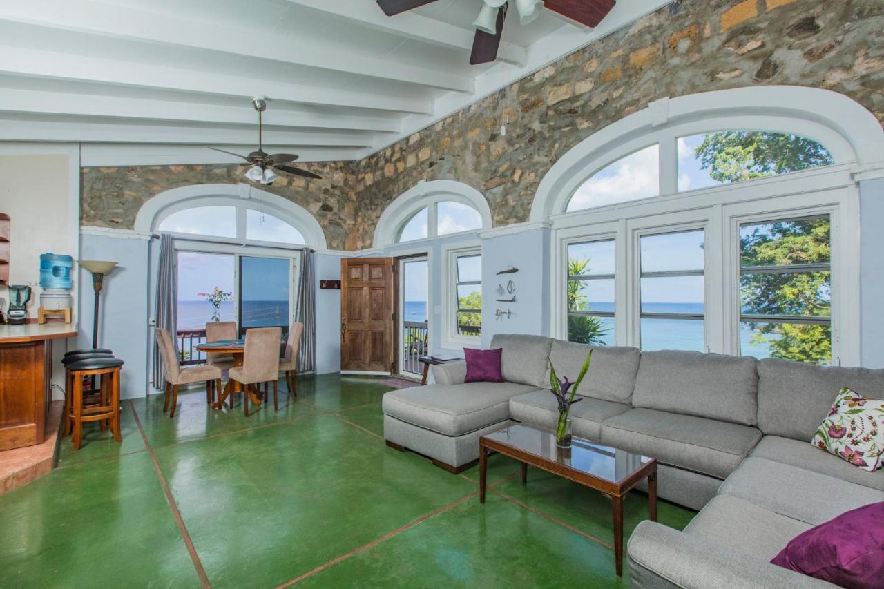 Feather Leaf Inn Frederiksted Стая снимка
